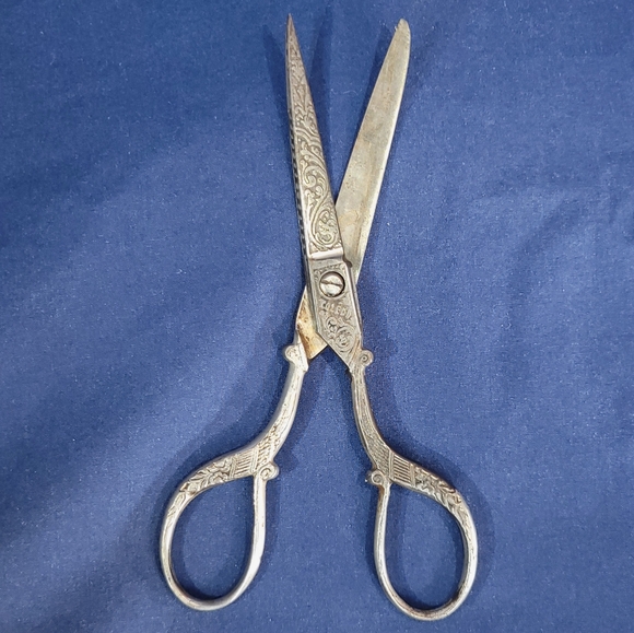 Toledo Other - Vintage Spanish Toledo Etched Sewing Scissors